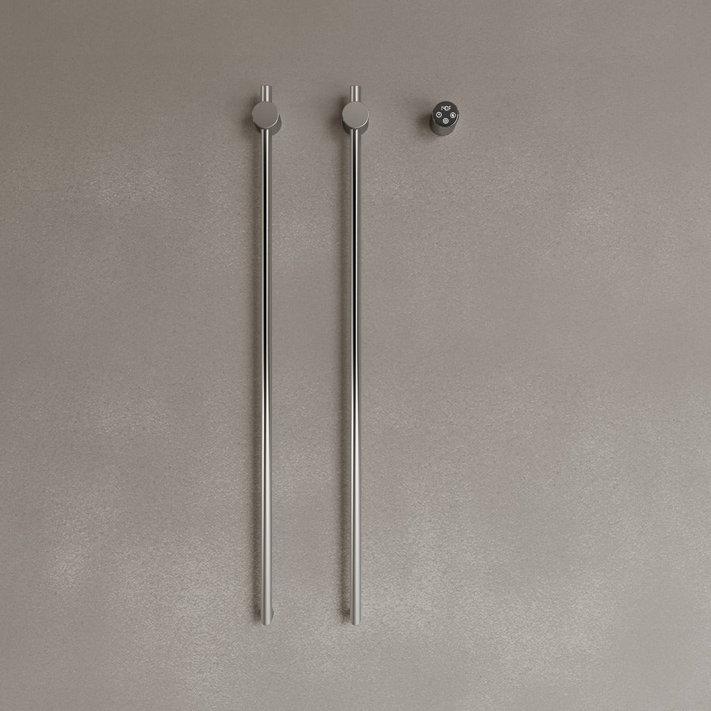 WALL-MOUNTED VERTICAL HEATED TOWEL RACK WITH DIGITAL DISPLAY