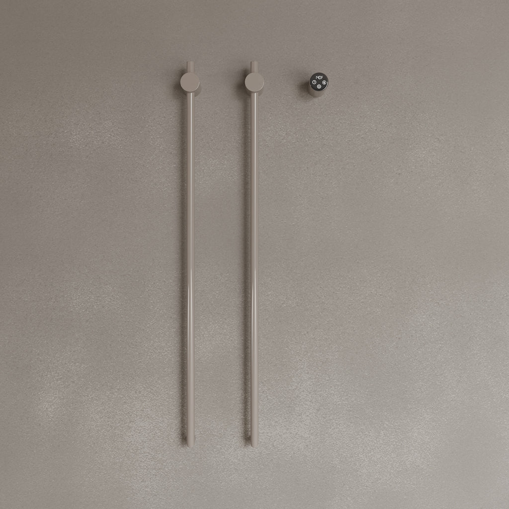 WALL-MOUNTED VERTICAL HEATED TOWEL RACK WITH DIGITAL DISPLAY